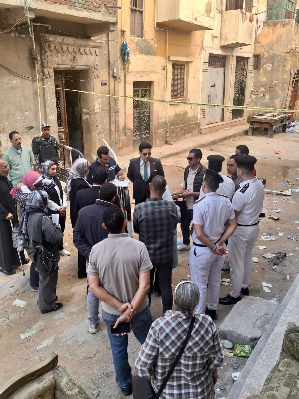 النيابة الإدارية تفحص واقعة ميل عقار أمبروزو المكون من 14 طابق بالإسكندرية (6) النيابة الإدارية تفحص واقعة ميل عقار أمبروزو المكون من 14 طابق بالإسكندرية (6)
