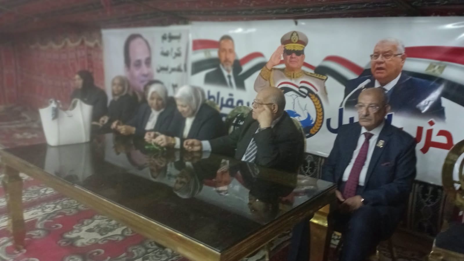 ناجي الشهابي يفتتح المقر الجديد لحزب الجيل بمطروح (5) ناجي الشهابي يفتتح المقر الجديد لحزب الجيل بمطروح (5)