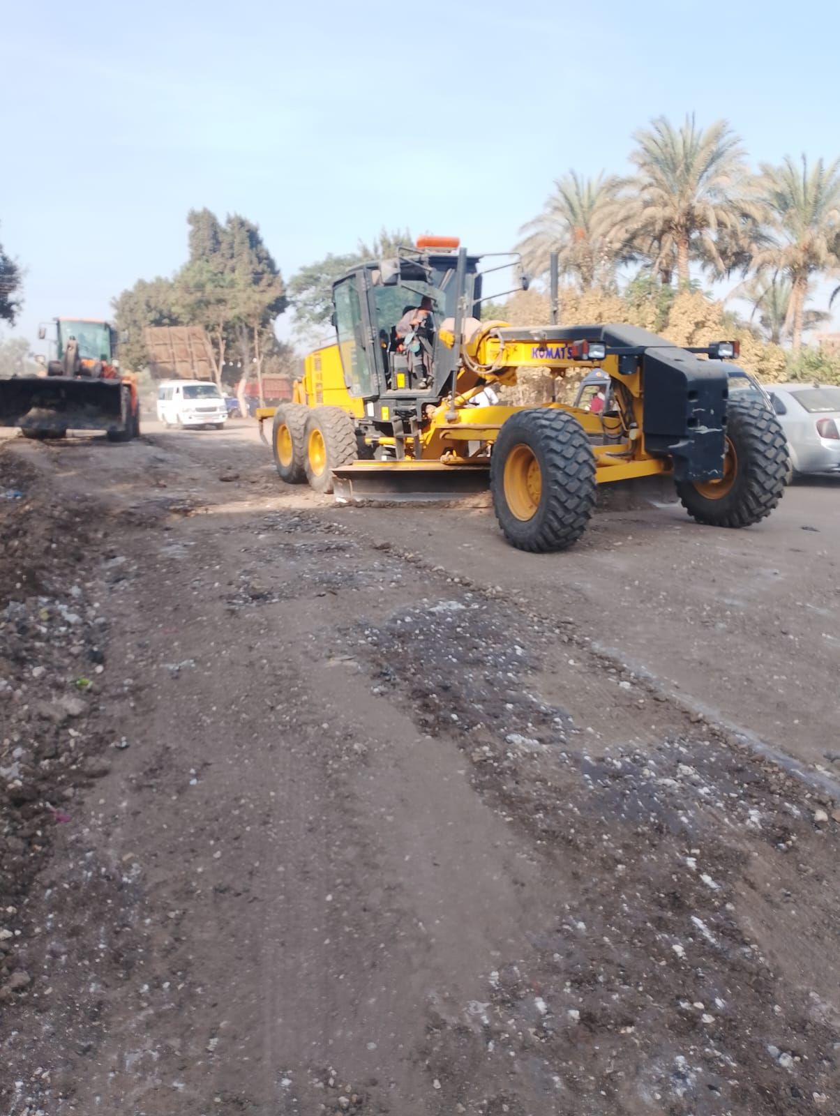خلال التسوية لطريق طوخ شبين القناطر خلال التسوية لطريق طوخ شبين القناطر
