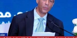 ممثل الجامعات بمنتدى مصر: نحتاج إلى التوسع في التكييفات عالية الكفاءة والدهانات ذاتية التبريد على غرار تجربة لمبات الليد