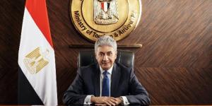 شريف فتحي: 18 مليون زيارة للمواقع الأثرية العام الماضي.. ونعمل على المتحف الآتوني بالمنيا وتطوير متحف التحرير