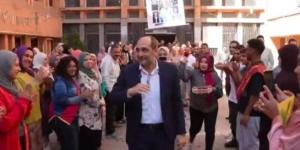ممر شرفي وورود لعميد كلية الآداب بجامعة بنها في أخر يوم عمل له بالكلية :اليوم السابع