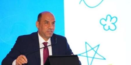 وزير العمل يعلن عن 6349 فرصة عمل فى 46 شركة قطاع خاص بـ11 محافظة