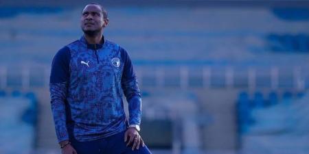 موكوينا يهدي فوز بيراميدز على وادي دجلة إلى روح والدة عبد الرحمن مجدي