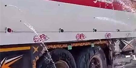 استهداف خطير لناقلة وقود في شبوة.. ومليشيا الحوثي تكثف اعتداءاتها