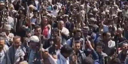 مصادر ميدانية: الحوثيون يعرضون 100 ألف ريال مقابل كل شاب لاستقطاب مجندين إلى جبهات تعز
