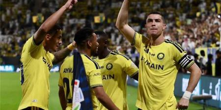 رونالدو يقترب من الحلم التاريخي.. 15 هدفًا تفصله عن 1000 هدف بعد ثلاثيته أمام الخلود