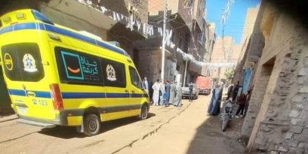طبق دش وراء مصرع شاب سقط من أعلى سطح عقار بكرداسة :اليوم السابع