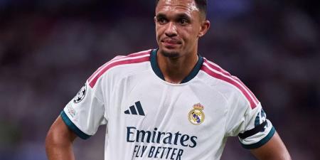 شكوك حول استمرار أرنولد مع ريال مدريد
