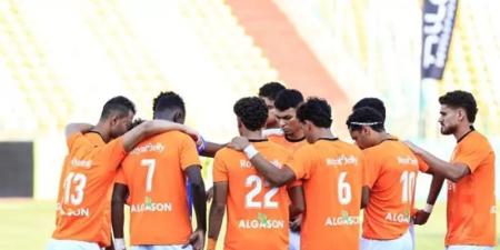 مدرب فاركو السابق: لم أضرب أي لاعب في الفريق