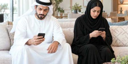 مفاهيم رقمية خطأ تهدد استقرار الأسرة وتؤثر في قرارات الزواج والإنجاب