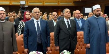 المستشار سامح عبد الحكم يشارك فى تكريم أسر شهداء الجيش والشرطة في يوم الوفاء :اليوم السابع