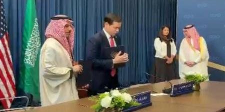 وزيرا الخارجية السعودي والأمريكي يوقعان اتفاقيات خاصة بإكسبو 2030 في الرياض