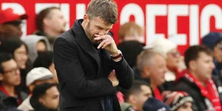 كاريك يقاتل لإنقاذ منصبه في مانشستر يونايتد