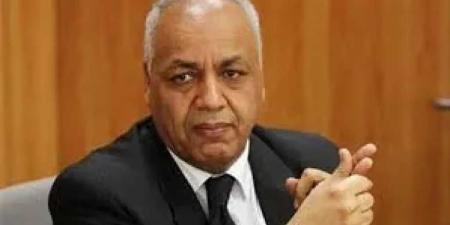 مصطفى بكري يطالب بإعداد دستور جديد بدلا من التعديلات الدستورية.. ويكشف موقفه من ترشح السيسي
