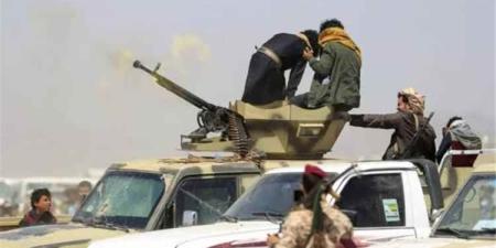 تصعيد دامٍ في لحج.. استشهاد جندي حكومي بقصف مدفعي متبادل مع مليشيا الحوثي في جبهة كرش