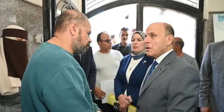 محافظ الغربية يتفقد مركزي التكنولوجيا والسيطرة ببسيون