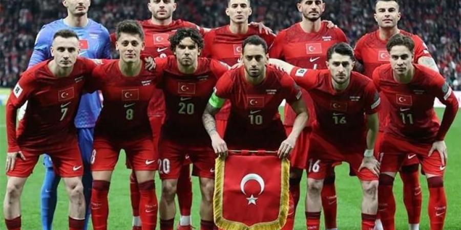 سيرجين يالتشين يتولى تدريب منتخب تركيا