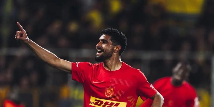 الأهلي يتفق مبدئيًا مع إبراهيم عادل ويتواجه مع مطلب نوردشيلاند المالي