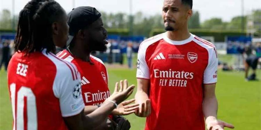 بايرن ميونخ وأرسنال يُعلنان تشكيلتيهما الرسميتين لمباراة دوري الأبطال