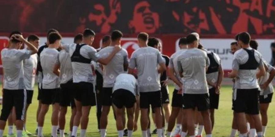 تفاصيل مران الأهلي الثاني في أوغندا..محاضرة عموتة و تدريبات متنوعة
