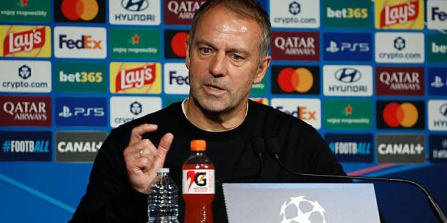 فليك يوضح سبب إراحة بيدري قبل الكلاسيكو أمام ريال مدريد