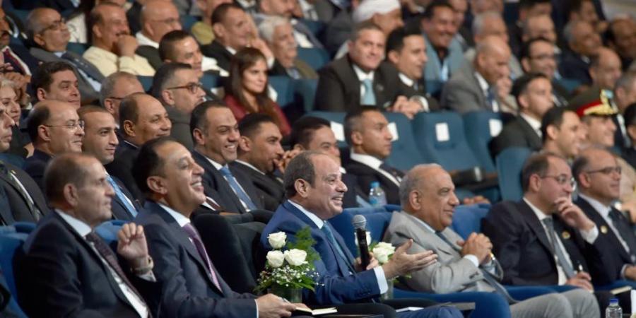 فخامة الرئيس السيسي من منتدى مصر 2026: قوة مؤسسات الدولة وثقة الشعب خط الدفاع الأول.. والأمن القومي العربي لا يتجزأ