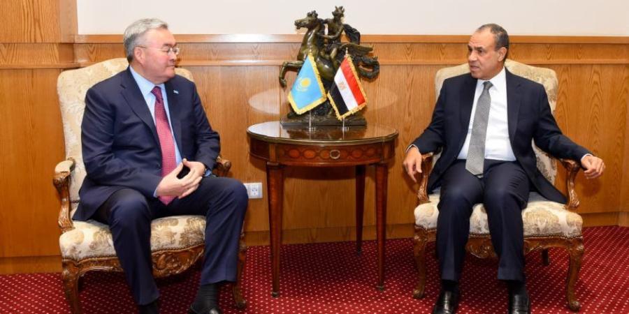 مصر وكازاخستان تتفقان على تعزيز التعاون في الاقتصاد والطاقة والتعليم والأمن المائي