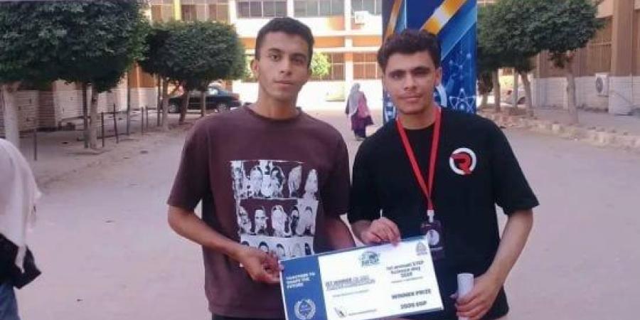 طلاب هندسة الميكاترونيك بجامعة الزقازيق الأهلية يحصدون المركز الأول بمسابقة الملصقات العلمية :اليوم السابع