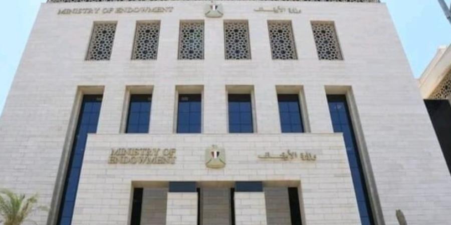 بعد إعلان افتتاح مركز الذكاء الاصطناعي.. «الشروق» ترصد فيديوهات للأوقاف مهدت للتوجه الجديد