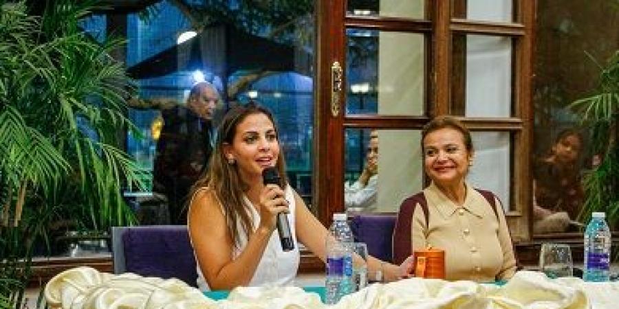 فاطمة سعيد: أتجنب التكييف وألتزم بنظام غذائي وأحرص على عدم الصراخ داخل المنزل مع أطفالي حفاظا على صوتي