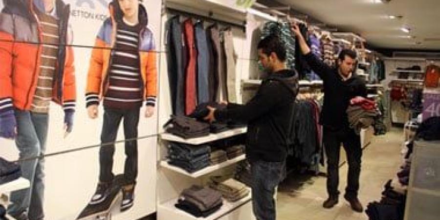 منها الملابس والأحذية.. قائمة المحافظات الأعلى شراء للسلع عبر الإنترنت في مصر :اليوم السابع
