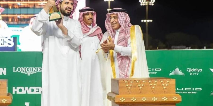إسطبل الأمير سعود بن سلمان يُتوج بكأس الاستخبارات العامة