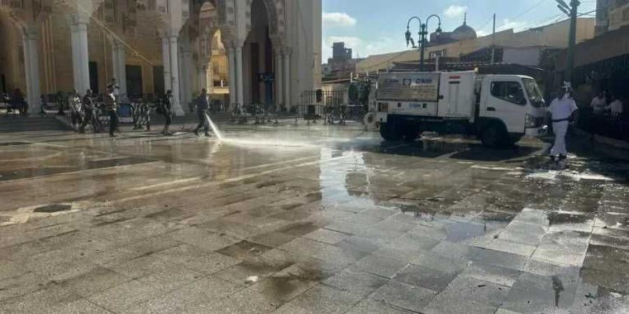 محافظ الغربية يتابع تعقيم وتطهير محيط المسجد الأحمدي عقب انتهاء مولد السيد البدوي