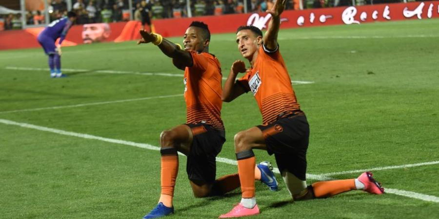 نهضة بركان يلحق بالزمالك والترجي في مجموعات دوري الأبطال
