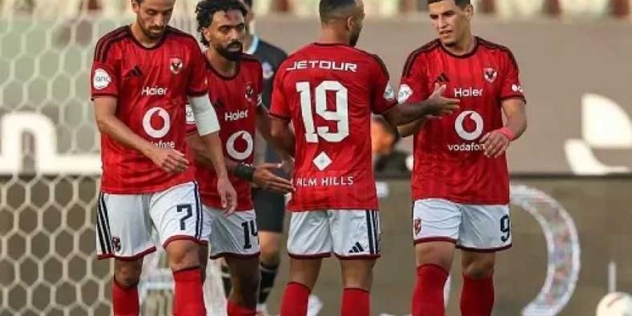 بنجديدة يقود هجوم الأهلي أمام كيتارا في إياب الكونفدرالية