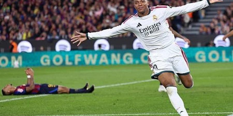 مبابي يسجل هدفيه في الكلاسيكو وريال مدريد يهزم برشلونة 2-1