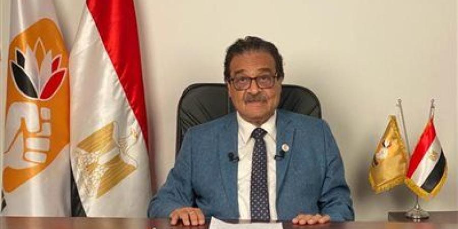 فريد زهران يطرح 4 مبادئ لحل الأزمة الاقتصادية: ضرائب تصاعدية على الدخول العالية وإعفاء محدودي الدخل