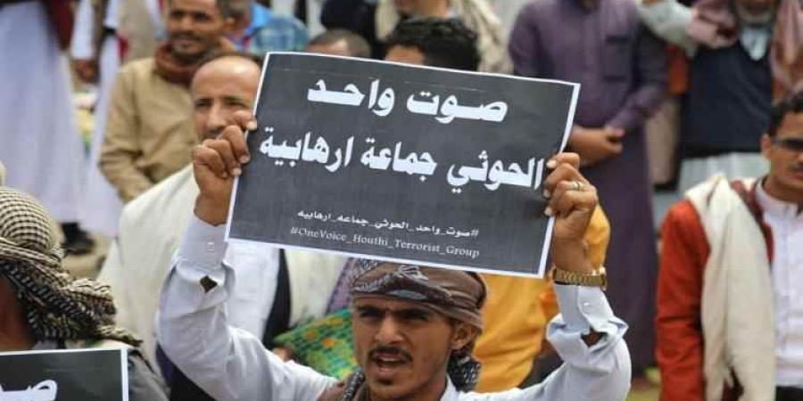 أزمة مياه وغذاء ووقود تفاقم المعاناة في تعز