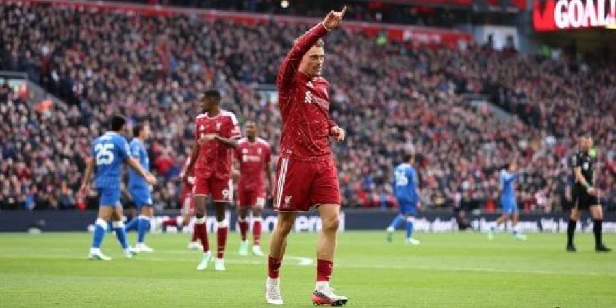 ليفربول يتقدم على برايتون بثنائية في الشوط الأول