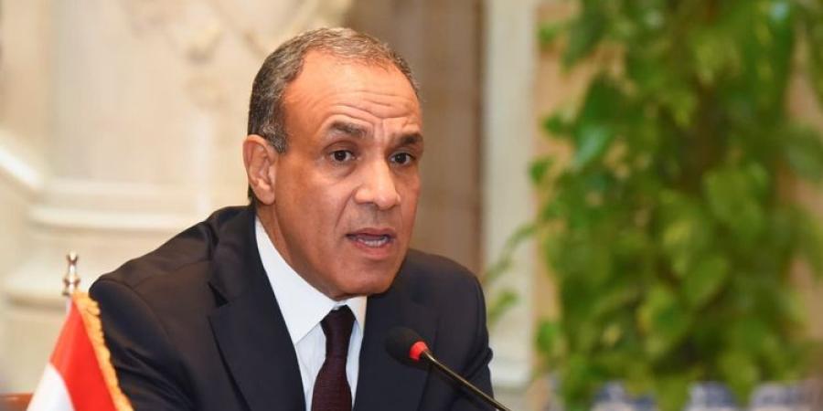 وزير الخارجية يبحث مع مستشار ترامب تطورات السودان وليبيا وترسيم الحدود البحرية