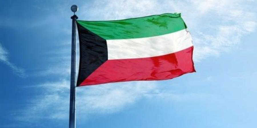 قائد البحرية الكويتية يبحث أمن المنطقة مع وزير دفاع باكستان :اليوم السابع