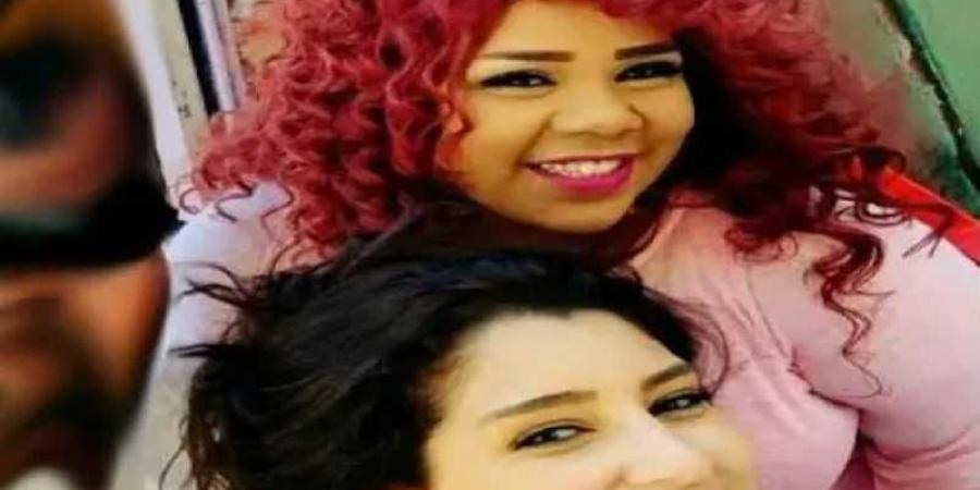 بدأت بـ«مش هتخلفي غير لما تخسي» وانتهت بـ«حقك عليا».. تفاصيل أزمة عمرها 5 سنوات بين آيتن عامر وشيماء سيف
