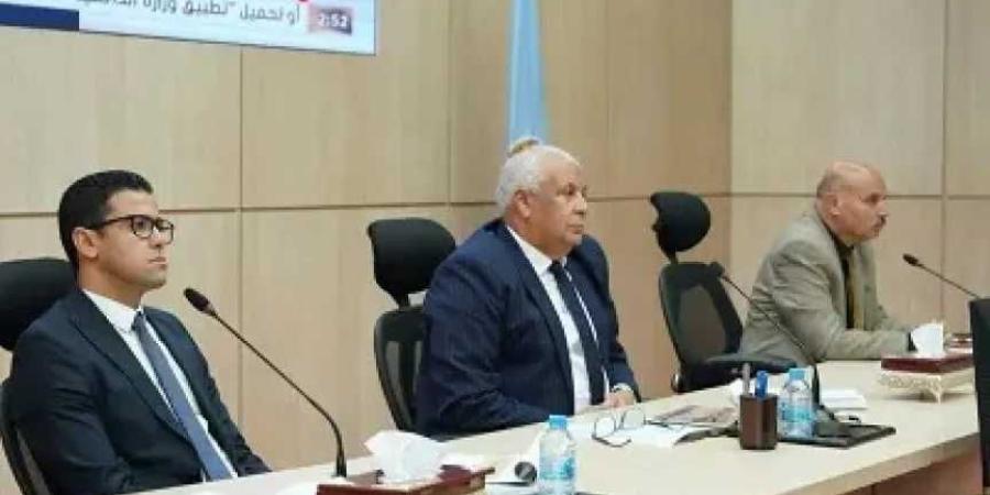محافظ مطروح يوجه بحزمة إجراءات لدعم التعليم والزراعة والاستثمار ومتابعة المشروعات