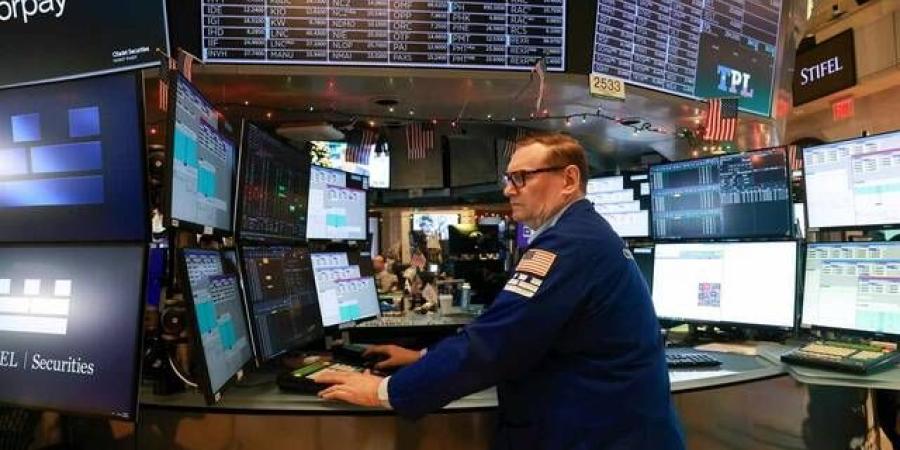 الأسهم الأمريكية تتراجع بسبب نتائج الشركات ومخاوف الذكاء الاصطناعي