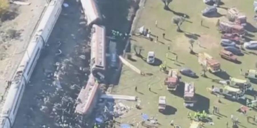 الكويت تعرب عن تعاطفها مع إسبانيا إثر حادث اصطدام قطارين فى مقاطعة طليطلة :اليوم السابع