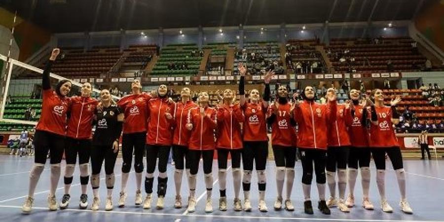 اليوم.. الأهلي يواجه دلفي في أولى مباريات الدوري الممتاز لسيدات الطائرة