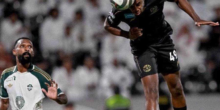 الشباب يكتسح الأهلي بسداسية تاريخية في الدوري السعودي