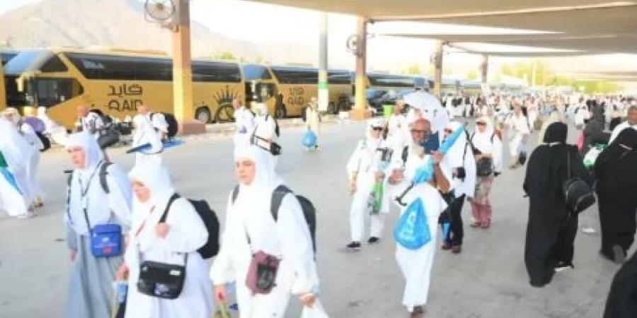 مصدر بالتضامن لـ الشروق: سفر أول فوج من حجاج الجمعيات إلى المدينة 28 أبريل المقبل