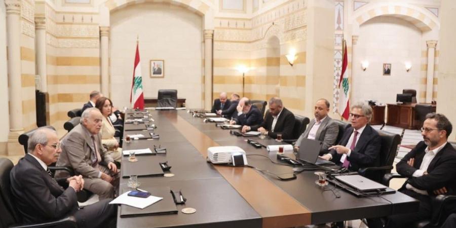 سلام ترأس اجتماعا بحث في تحضيرات بدء العمل في مطار القليعات وناقش مع اللجنة المكلفة متابعة ملف “سوليدير” طلب تمديد مدّة الشركة